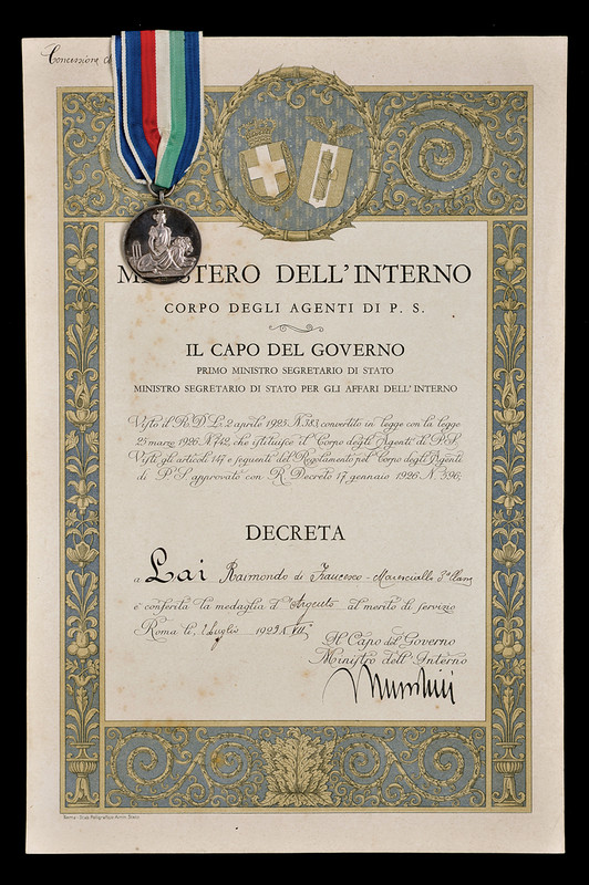 Medaglia d\'argento \"Al merito di Servizio P.S.\" con brevetto