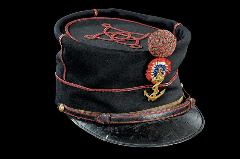 Kepi da ufficiale di marina