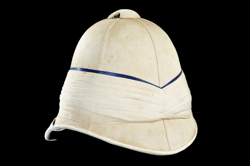 Casco coloniale da ufficiale di marina