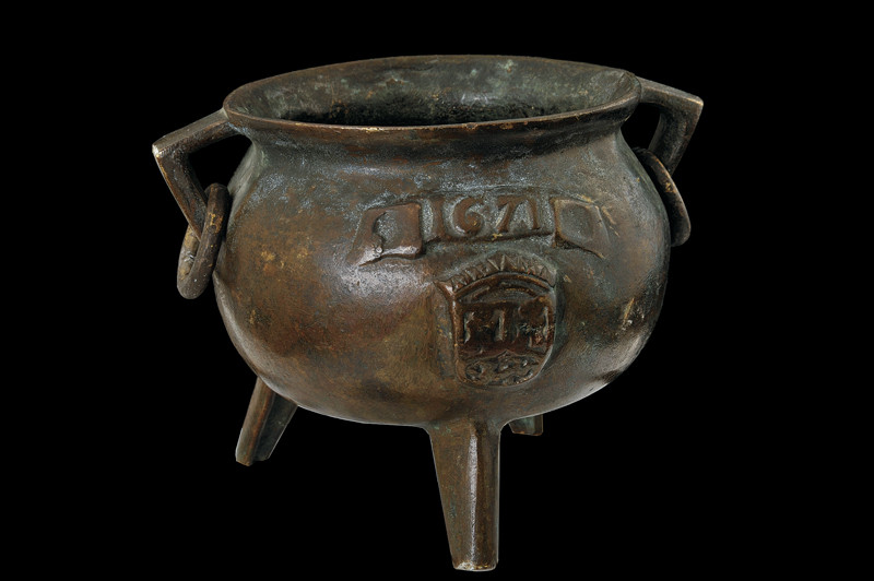 Piccola marmitta in bronzo