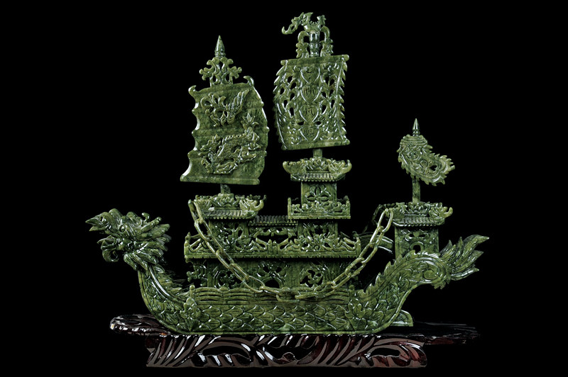 Nave in giada