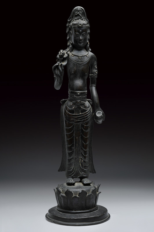 Rara figura in bronzo di Avalokitesvara