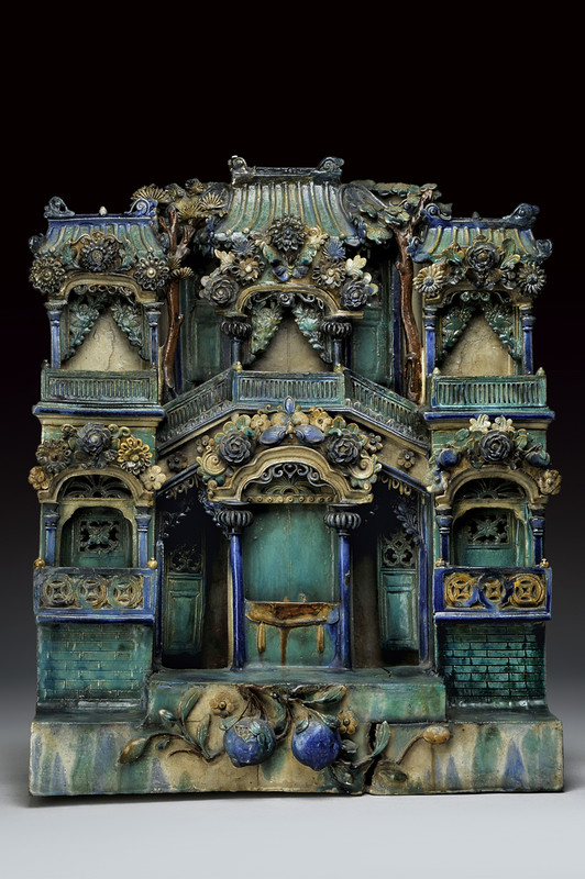 Grande piastrella in ceramica invetriata