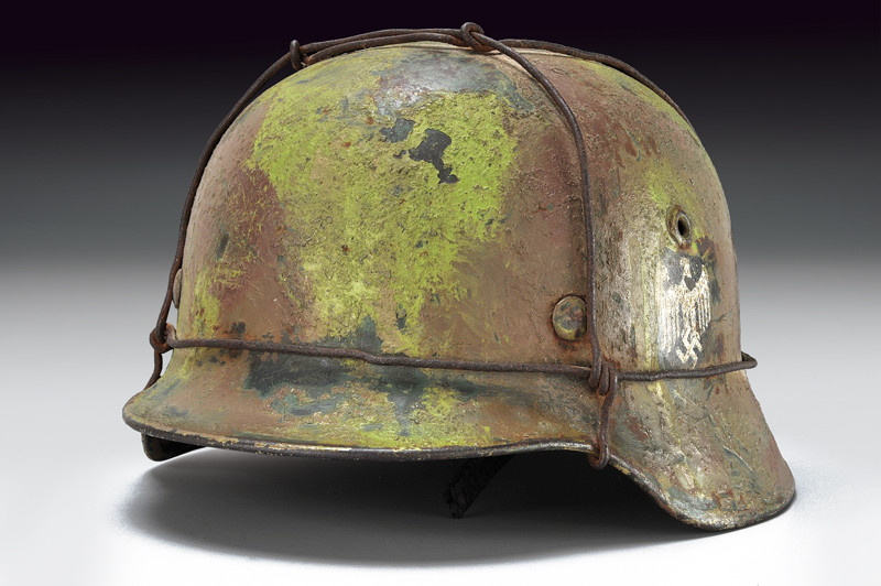 Elmetto mod. 1942 mimetico dell\'esercito