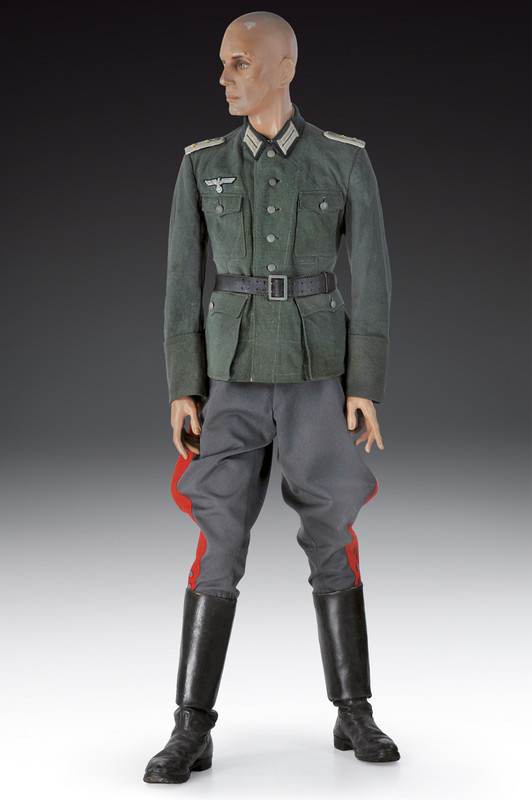 Uniforme da ufficiale di fanteria