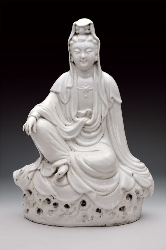 Guanyin in porcellana Bianco di Cina Dehua