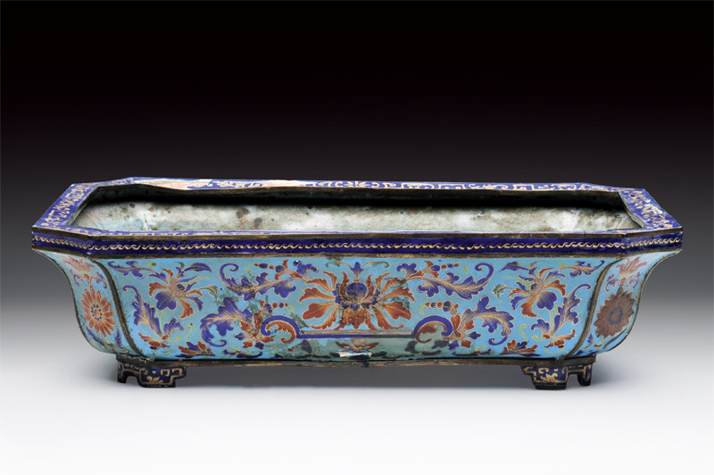 Bella giadiniera in smalti di Canton e piattino in cloisonné