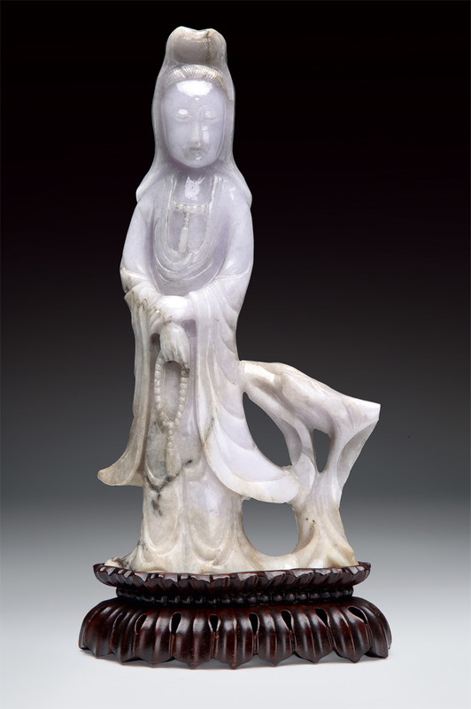 Bella statuetta in giadeite lavanda raffigurante Guanyin