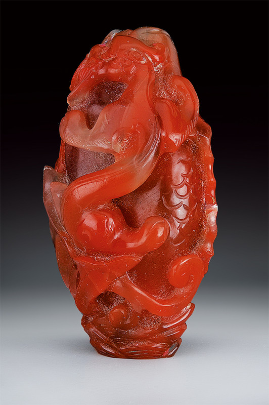 Bella snuff bottle in cornalina