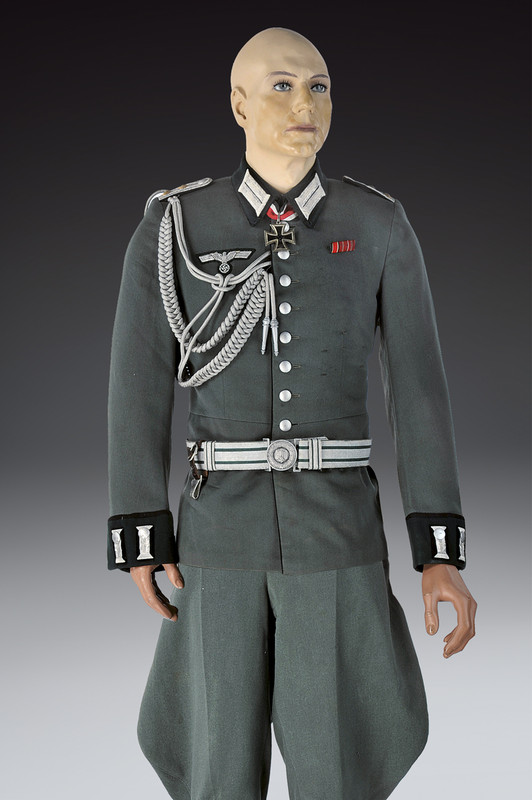 Uniforme da ufficiale della Heer