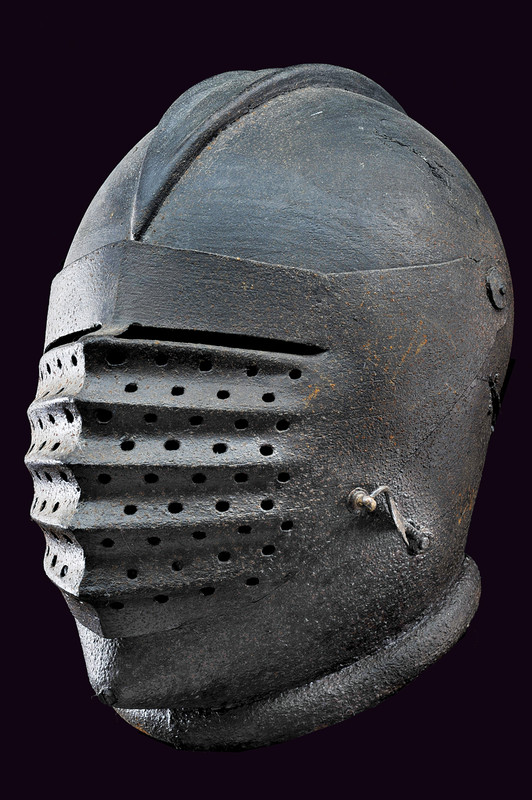 Elmetto in stile del 1560
