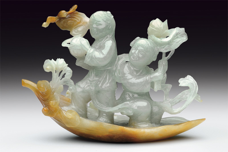 Bel gruppo in giada celadon