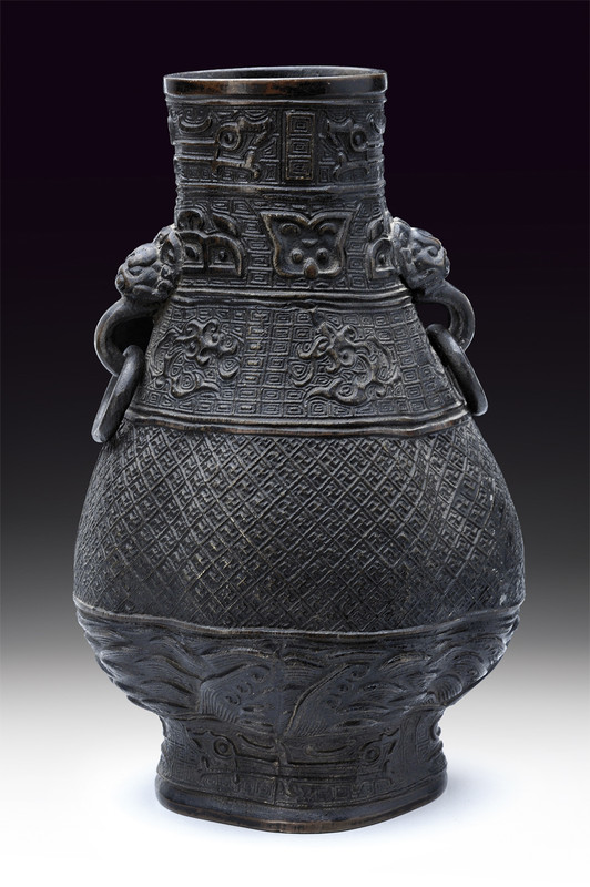 Vaso in bronzo Ming