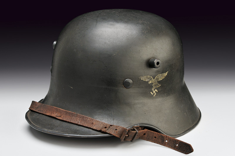 Elmetto M. 16 con fregi LW
