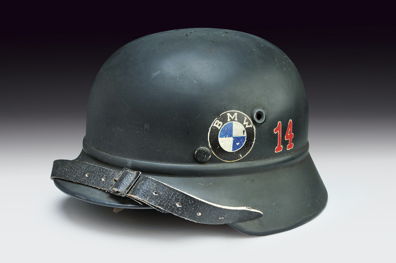 Elmetto M. 35 con fregio \"BMW\"