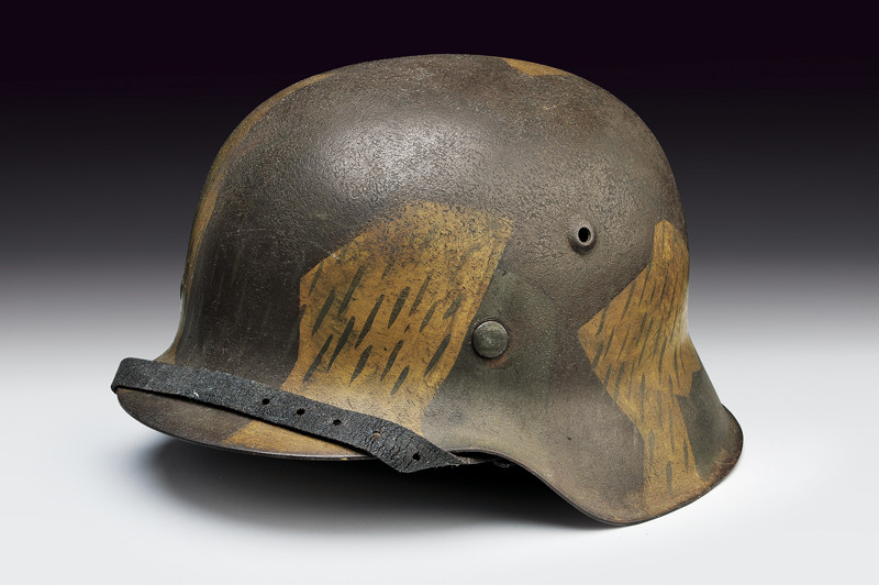 Elmetto M. 42 mimetico