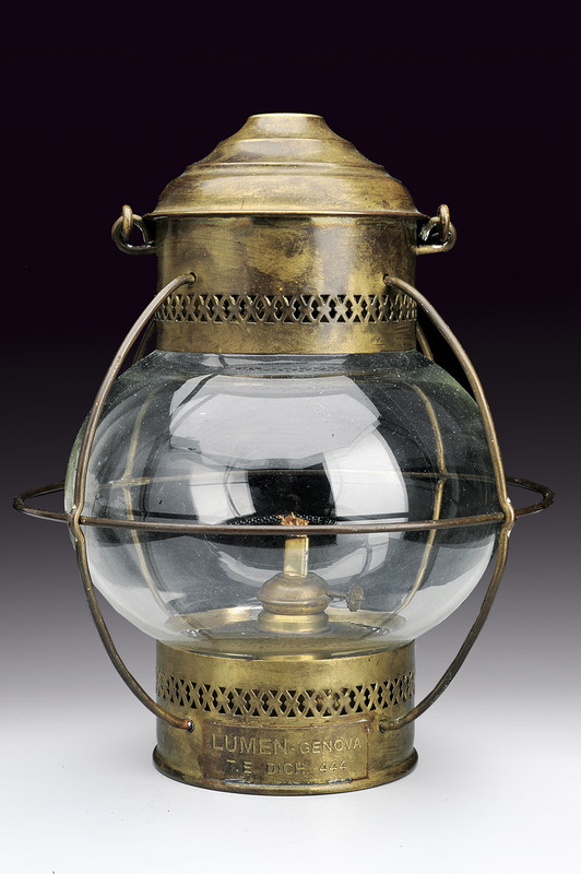 Lampada navale da cabina