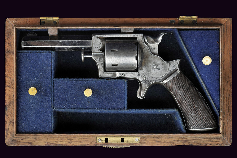 Revolver Tranter a percussione anulare in cassetta