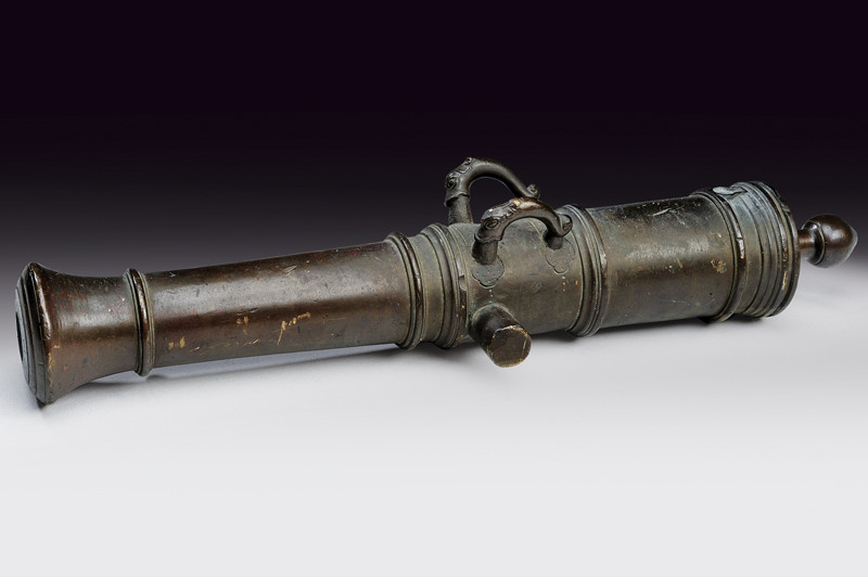 Piccolo cannone in bronzo