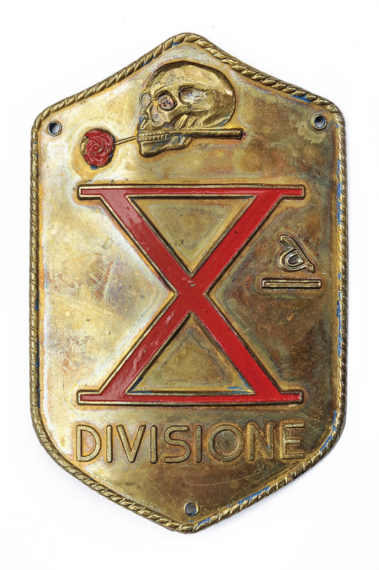Distintivo da braccio della X MAS