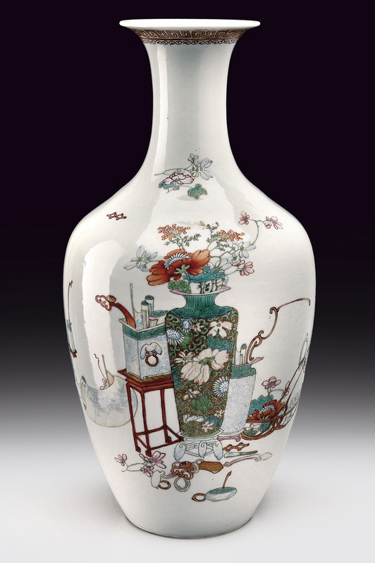 Bel vaso in porcellana della famiglia rosa marcato Qianlong