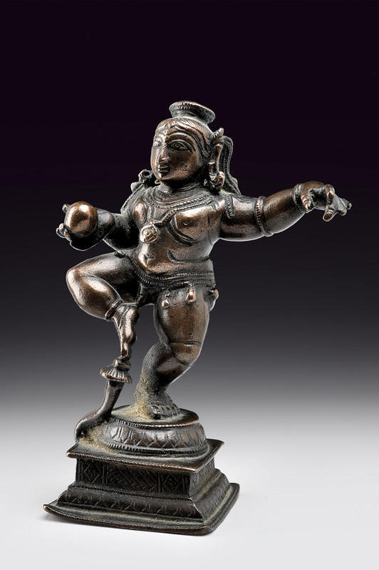 Figura di una divinità in bronzo