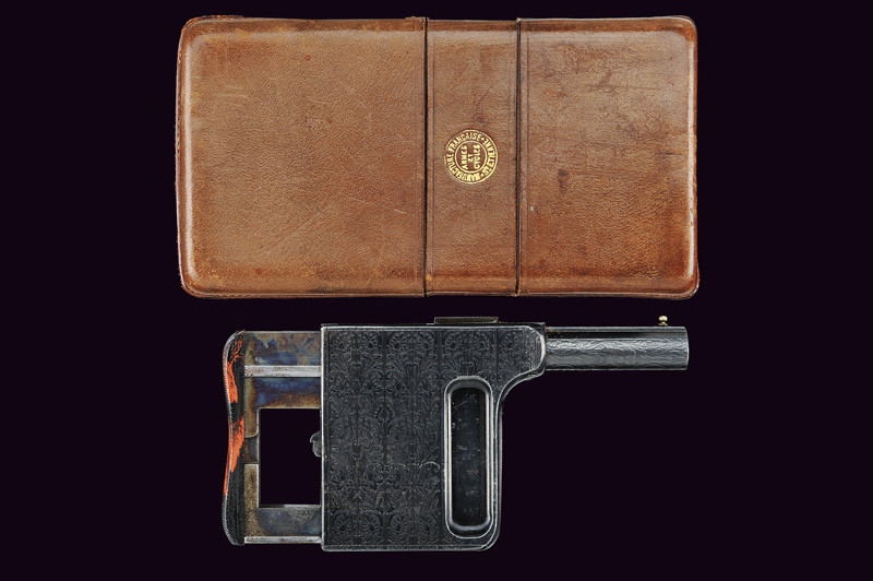 Pistola da palmo Gaulois con custodia