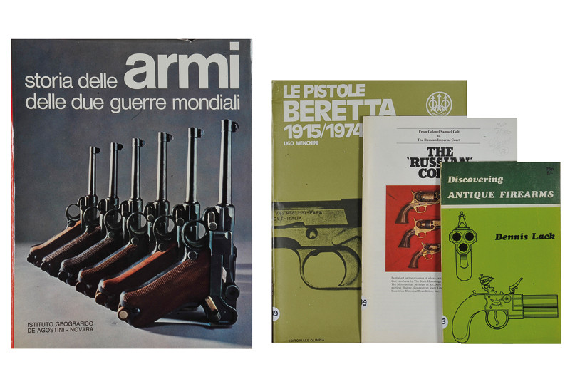 Lotto di quattro libri su armi da fuoco