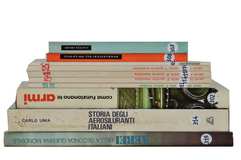 Lotto di 10 libri sugli aerei della seconda guerra mondiale