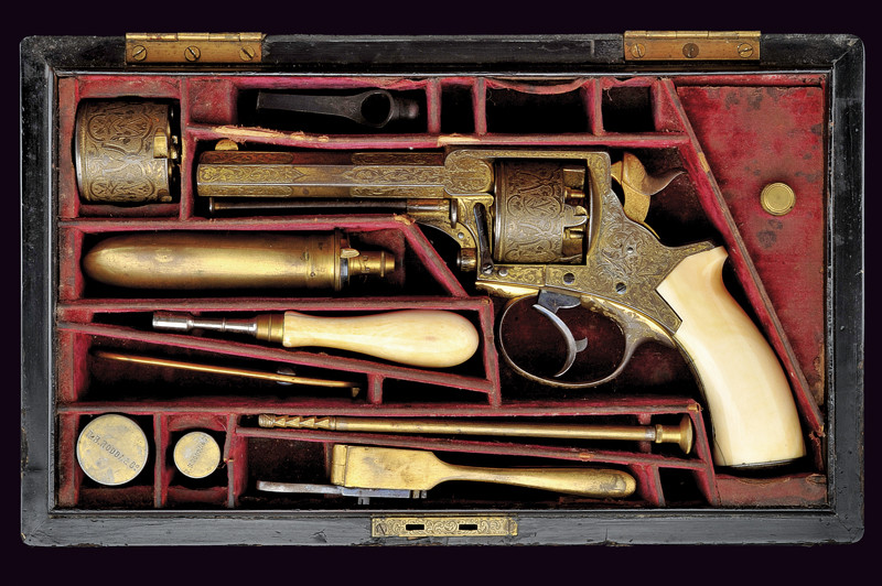 Rarissimo revolver Rodda a luminello di lusso in cassetta
