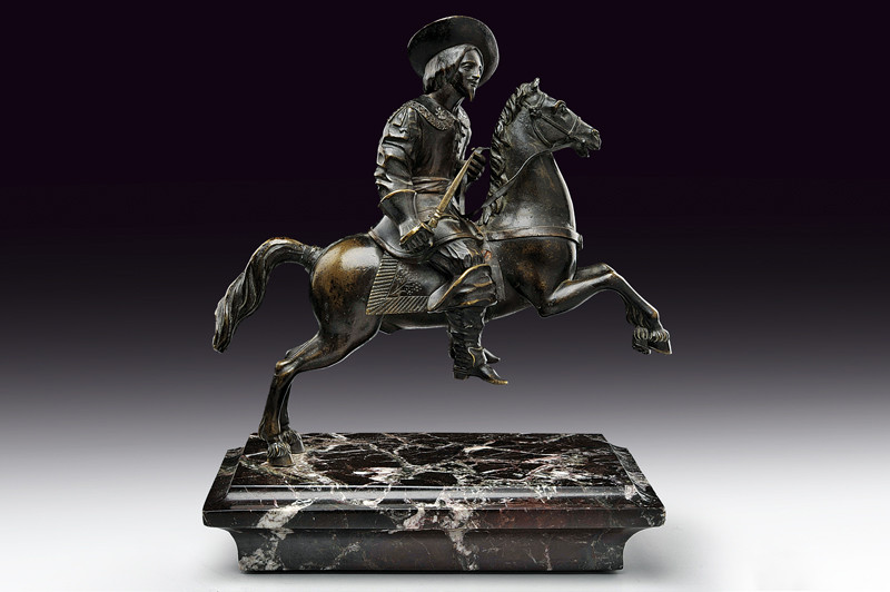 Bronzo raffigurante nobiluomo a cavallo