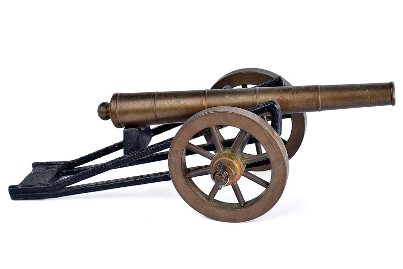 Piccolo modello di cannone