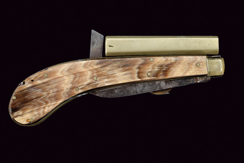 Pistola a luminello con coltello