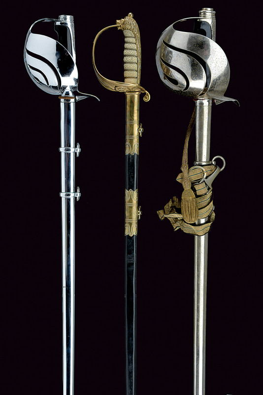 Lotto di tre spade
