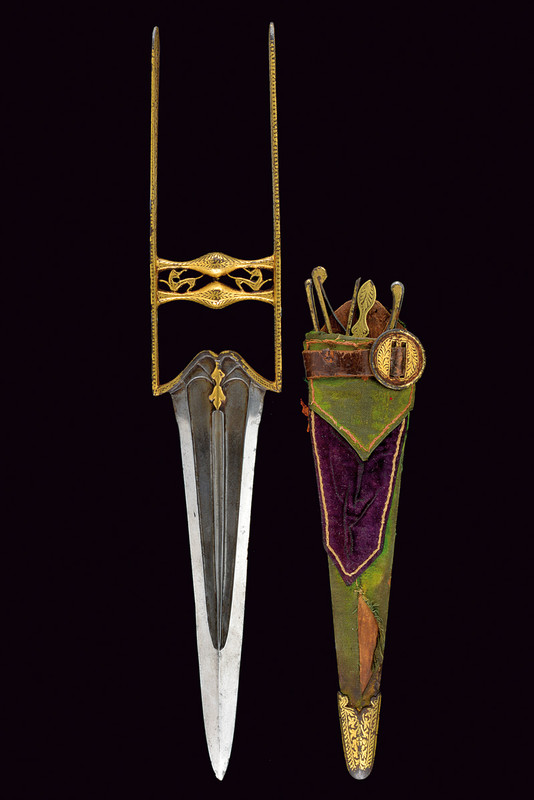 Katar con accessori e fodero
