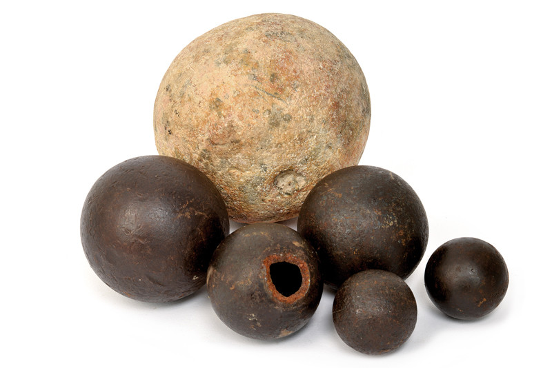 Lotto di palle di cannone