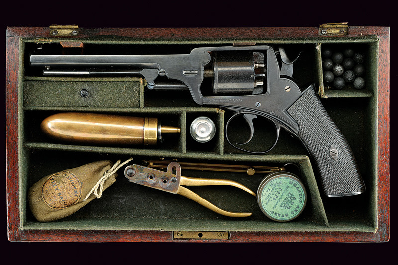 Revolver di tipo Adams a luminello in cassetta