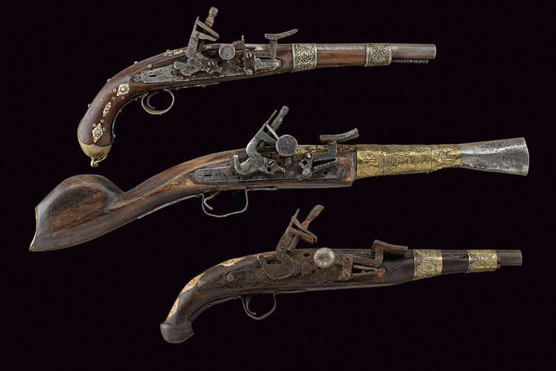 Lotto di due pistole e un tromboncino