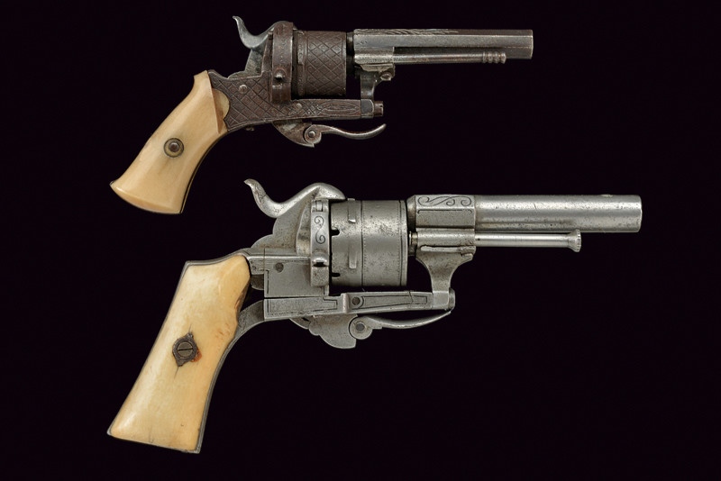 Lotto di due revolver a spillo