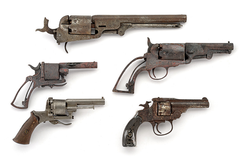 Lotto di parti di revolver