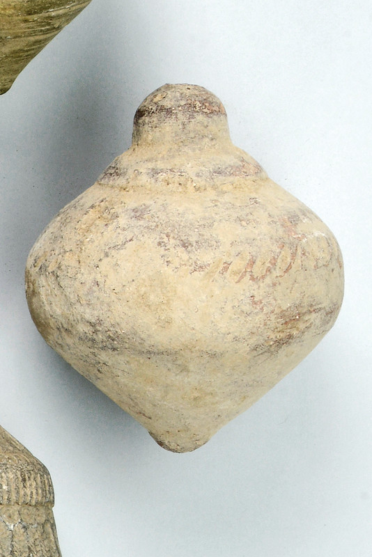 Granata in terracotta