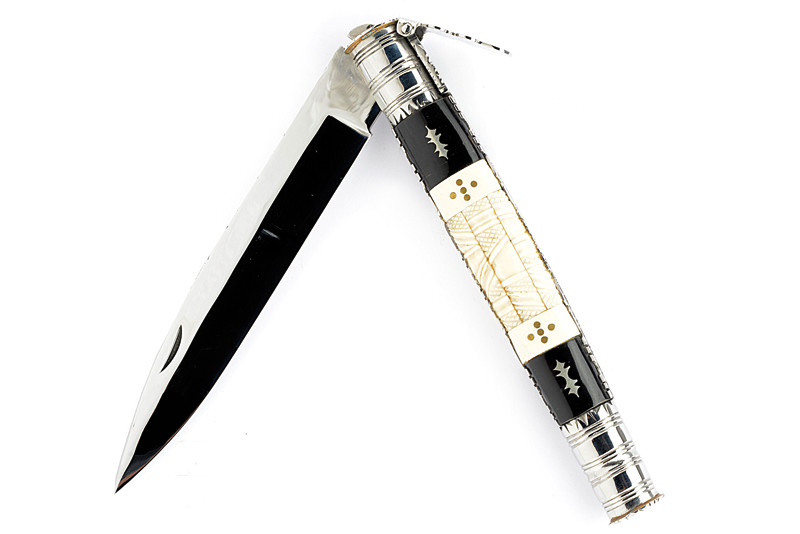Bel coltello pieghevole