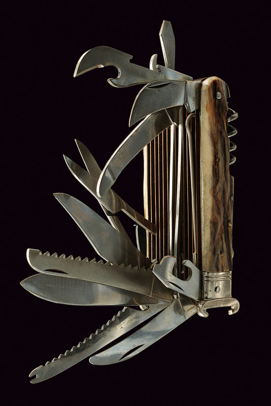 Coltello da tasca multiuso