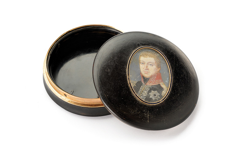 Scatola con miniatura