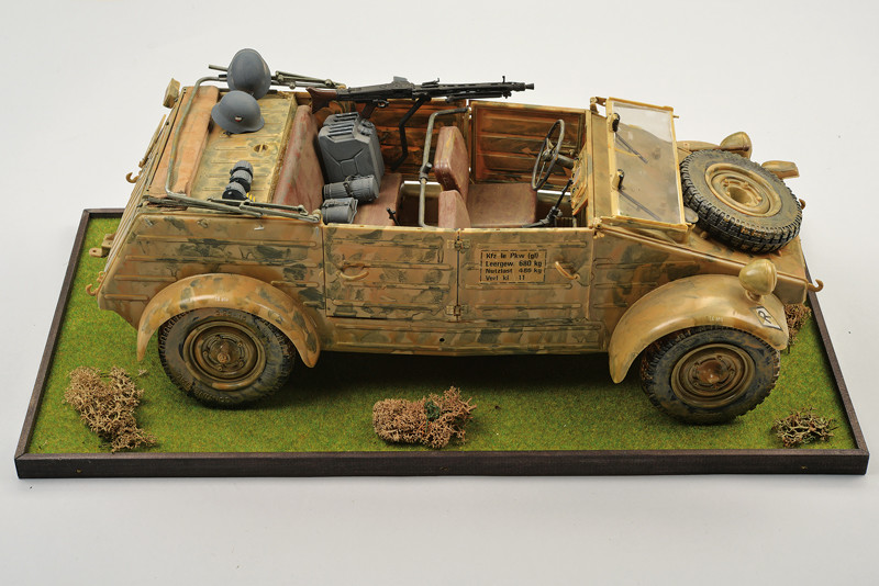Kübelwagen Typ82