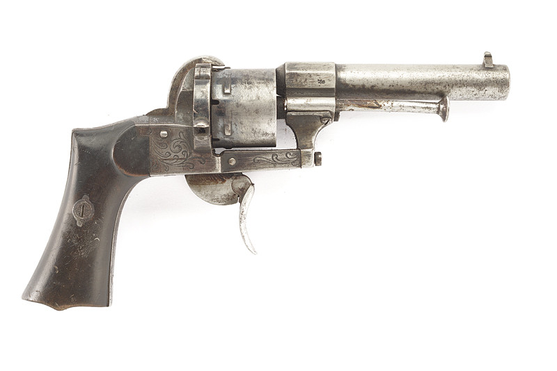 Revolver a spillo