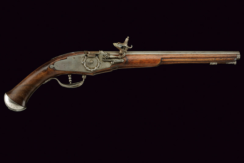 Pistola a ruota militare