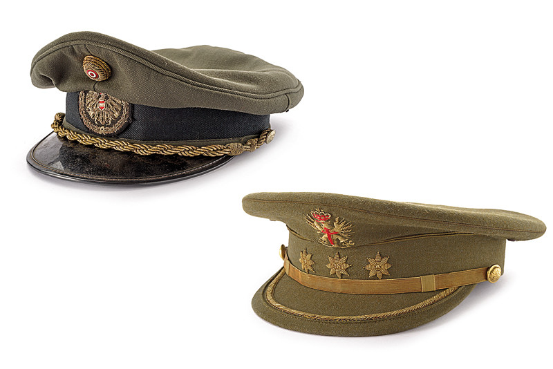 Lotto di due cappelli
