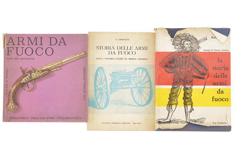 Lotto di tre libri sulle armi da fuoco