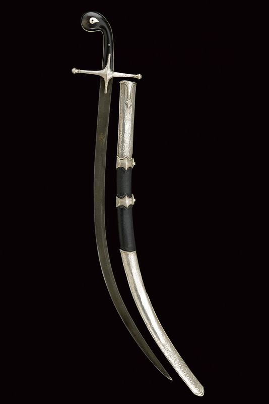 Shamshir con fornimenti in argento